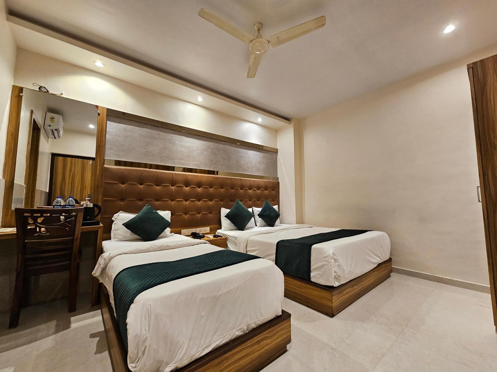 Hotel Bkc Garden - Near Us Embassy Bkc Bombaj Exteriér fotografie